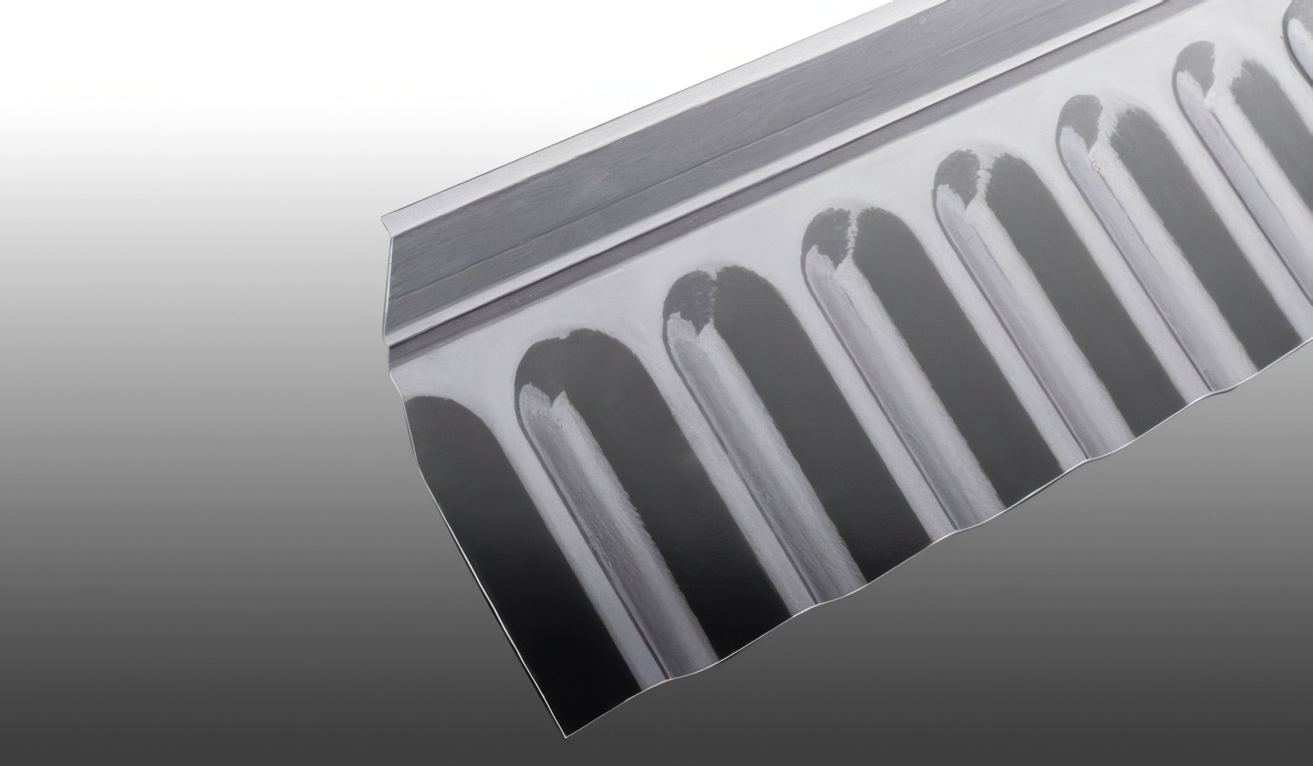 Wandanschluss aus Polycarbonat für Wellplatten S 76/18, glasklar, 1265 x 150 x 50 mm